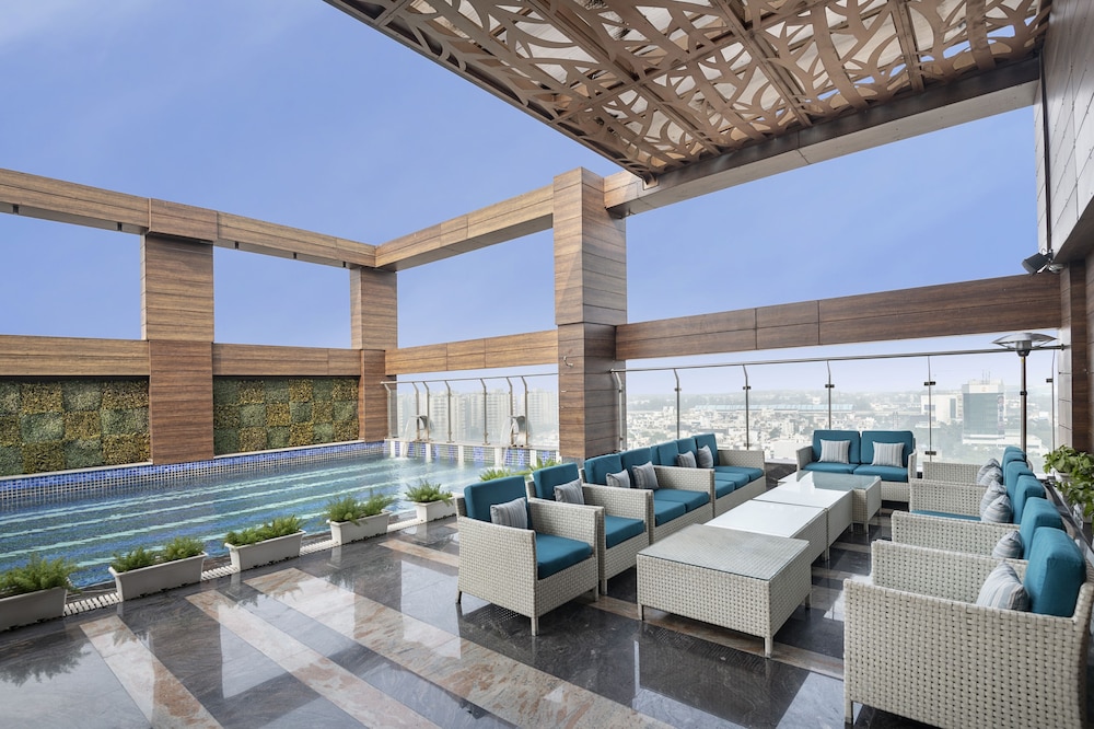 Radisson Blu Towers Kaushambi Delhi NCR