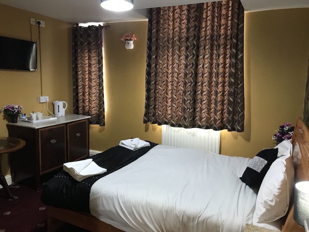 Pacific Inn London Heathrow