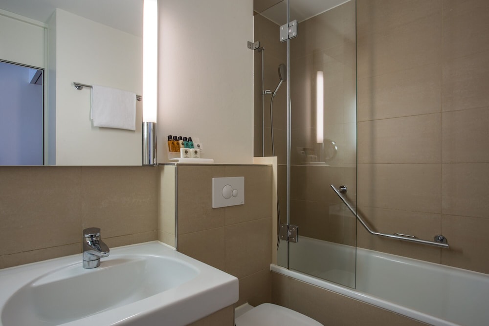 Crowne Plaza Zürich by IHG