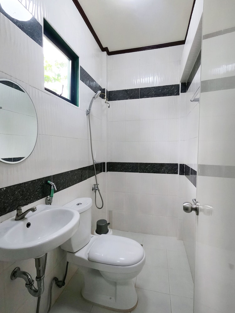 Rold and Roub Home Suites by Cocotel