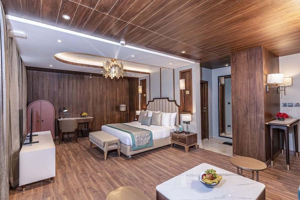 Fortune Khajjiar- Member ITC's hotel group
