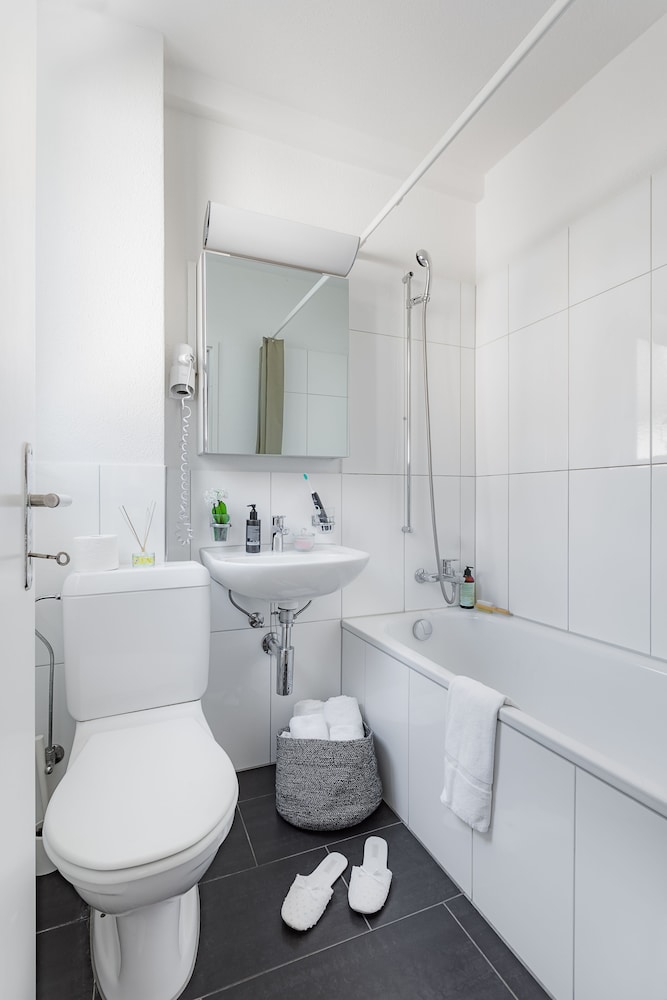 Apartments Swiss Star University