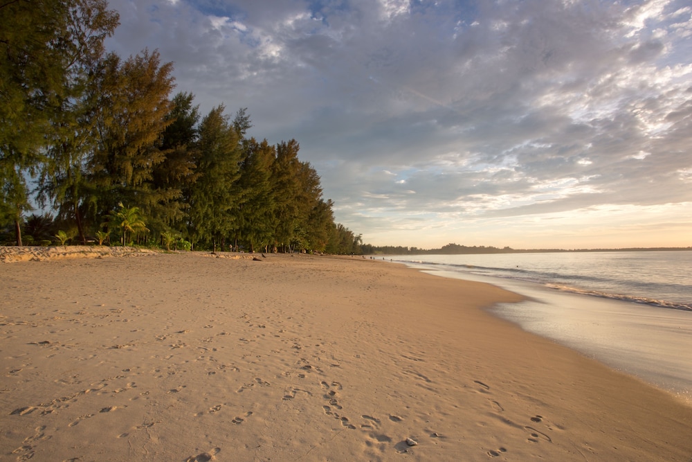 Mai Holiday by Mai Khao Lak Adults Only