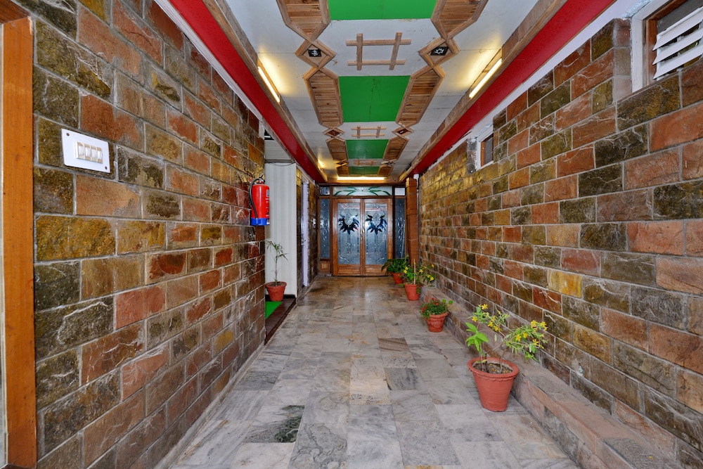 Hotel Aroma Nainital