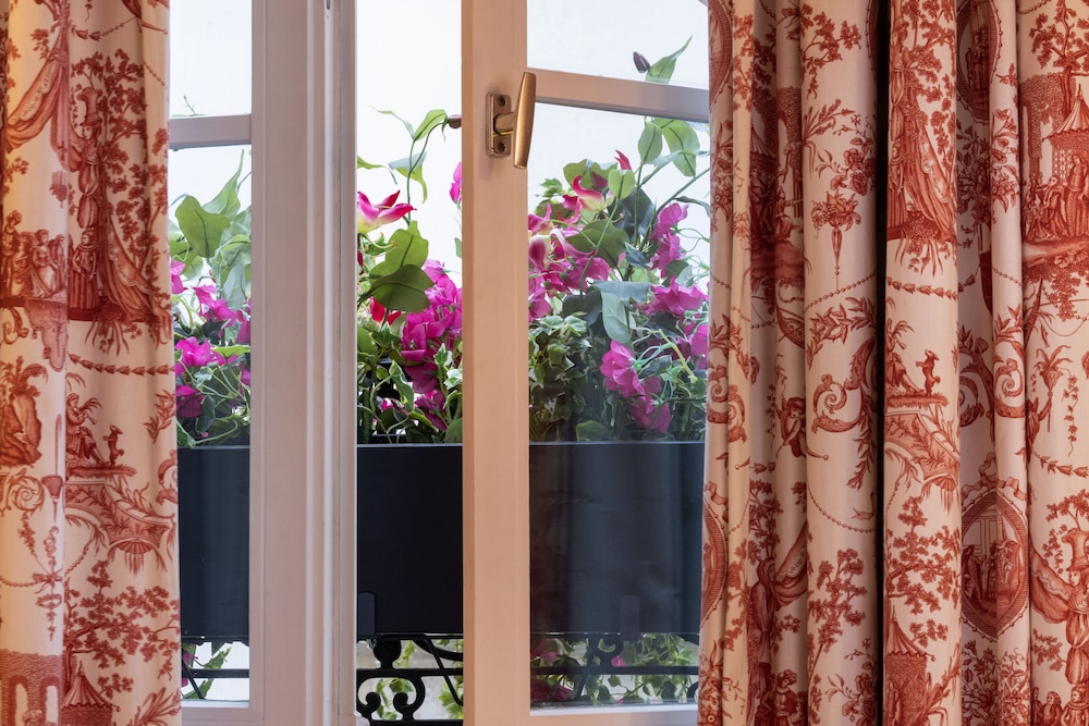 Relais Hotel Du Vieux Paris