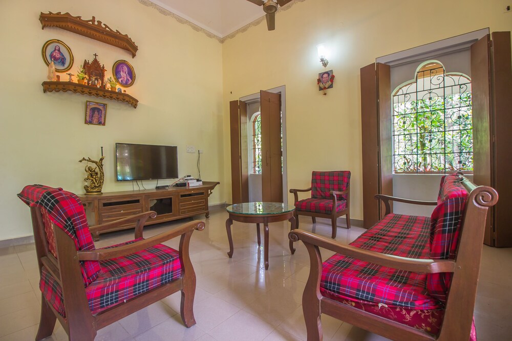 Oyo 14509 Home Field View 2Bhk Navelim