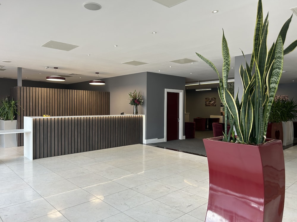 Tynecastle Park Hotel