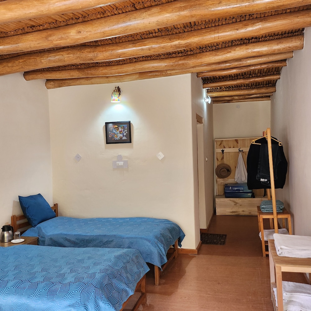 Sia La Guest House