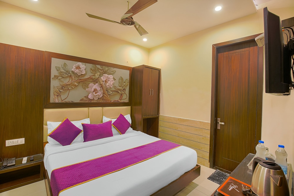 Hotel Crown Amritsar