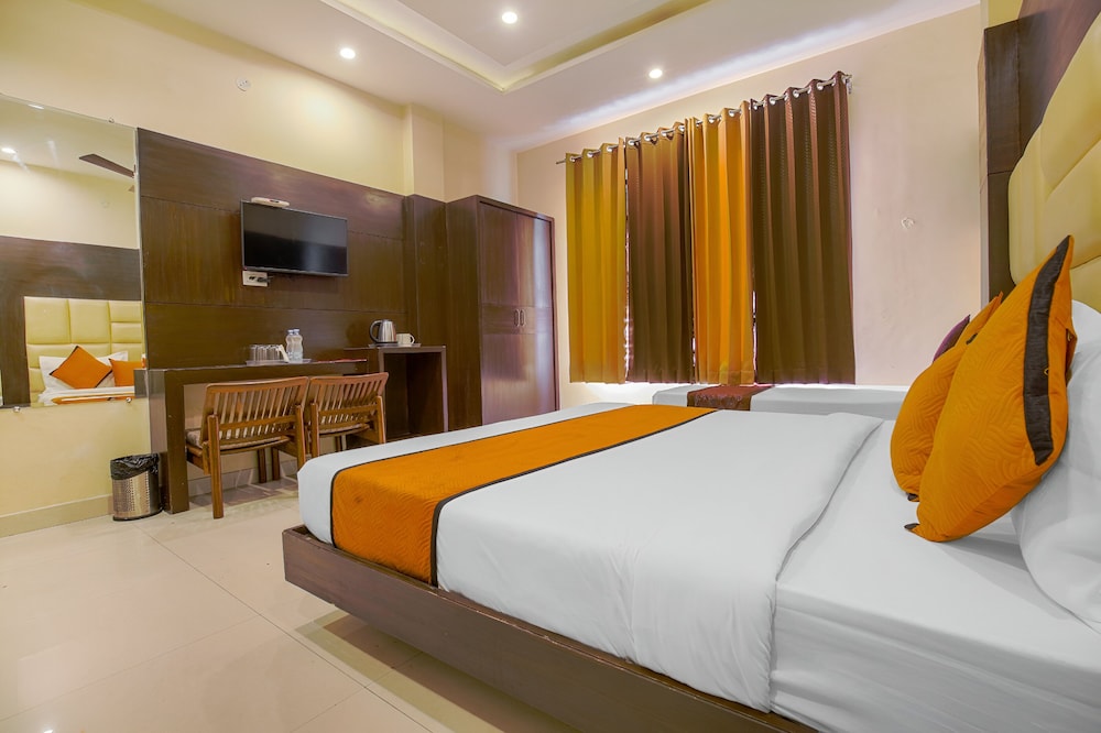 Hotel Crown Amritsar