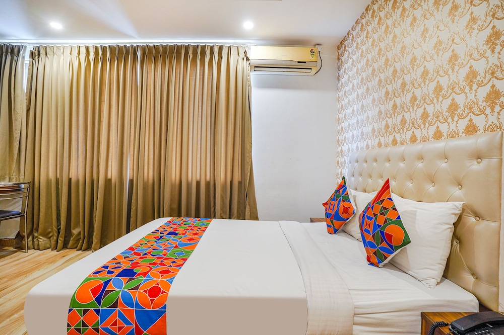 FabHotel Shreyas Inn - Kaikondrahalli Lake