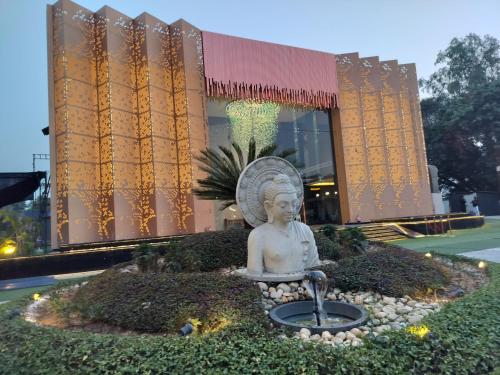 Bel-La Monde Hotel NH8