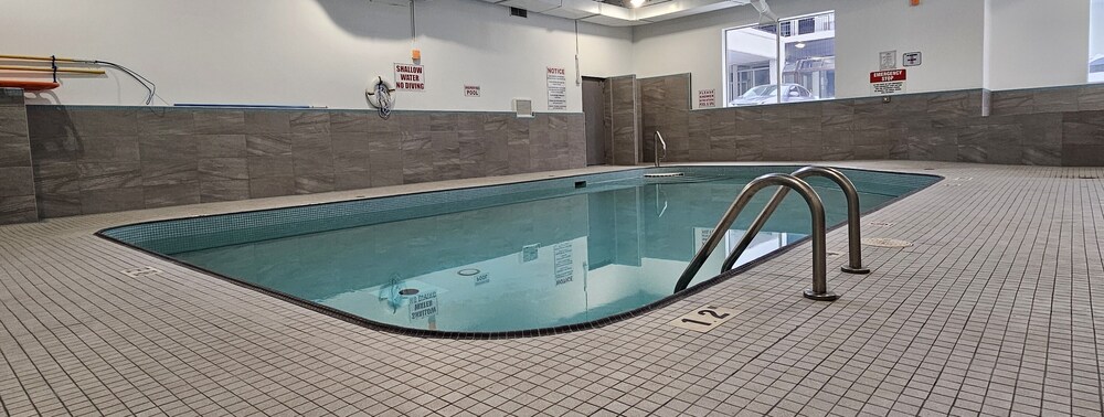 Vittoria Hotel and Suites