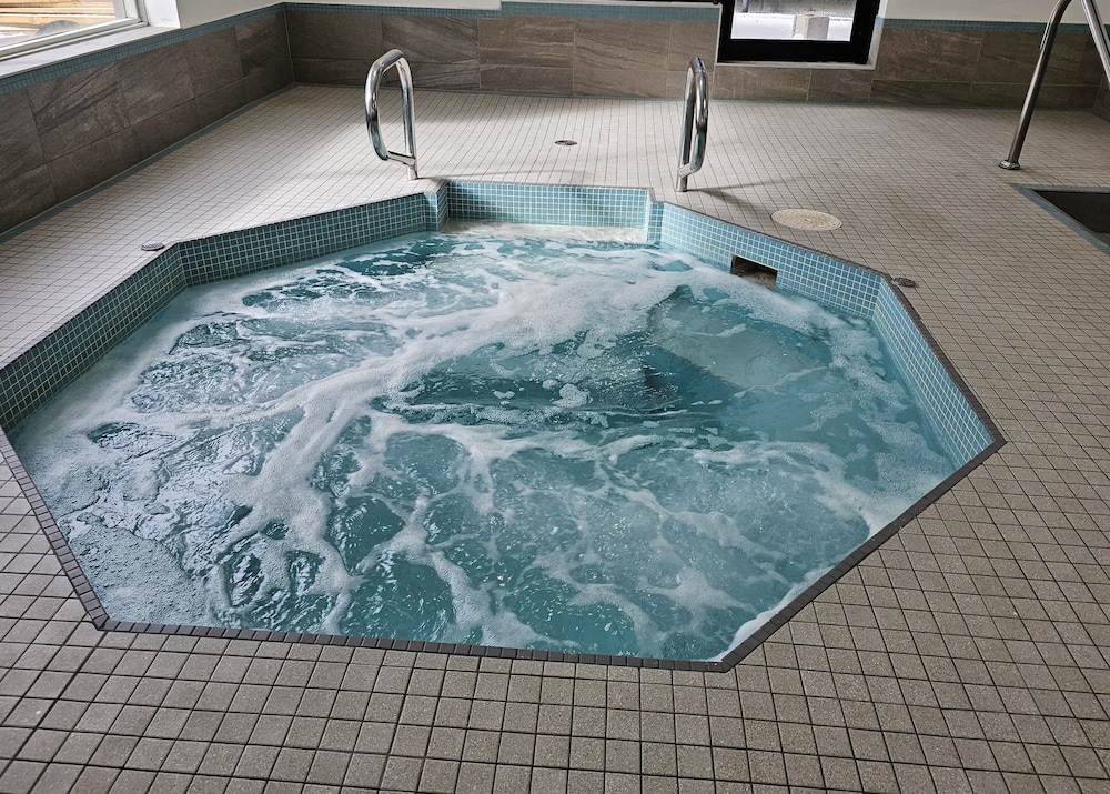 Vittoria Hotel and Suites