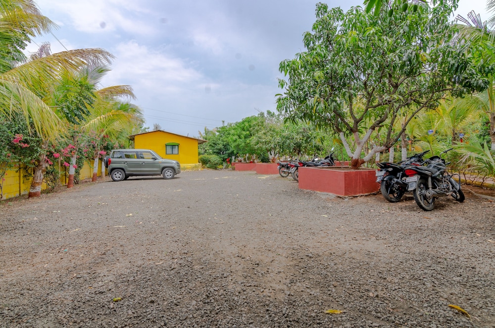 Natures Dreamland Holiday Homes, Igatpuri