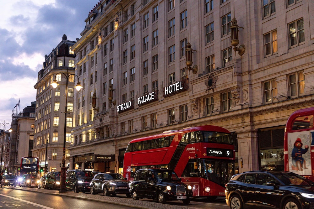 Strand Palace Hotel