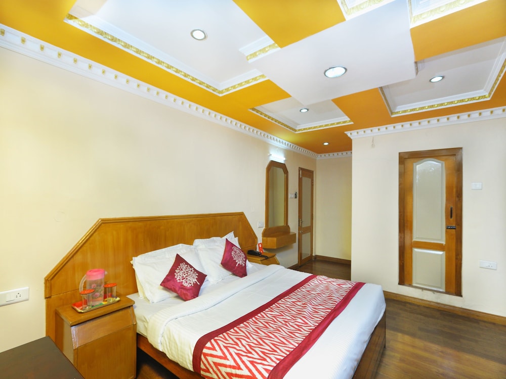 Hotel Gurupriya