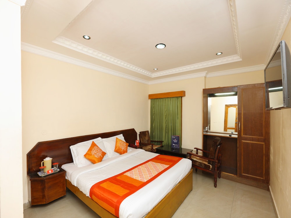 Hotel Gurupriya