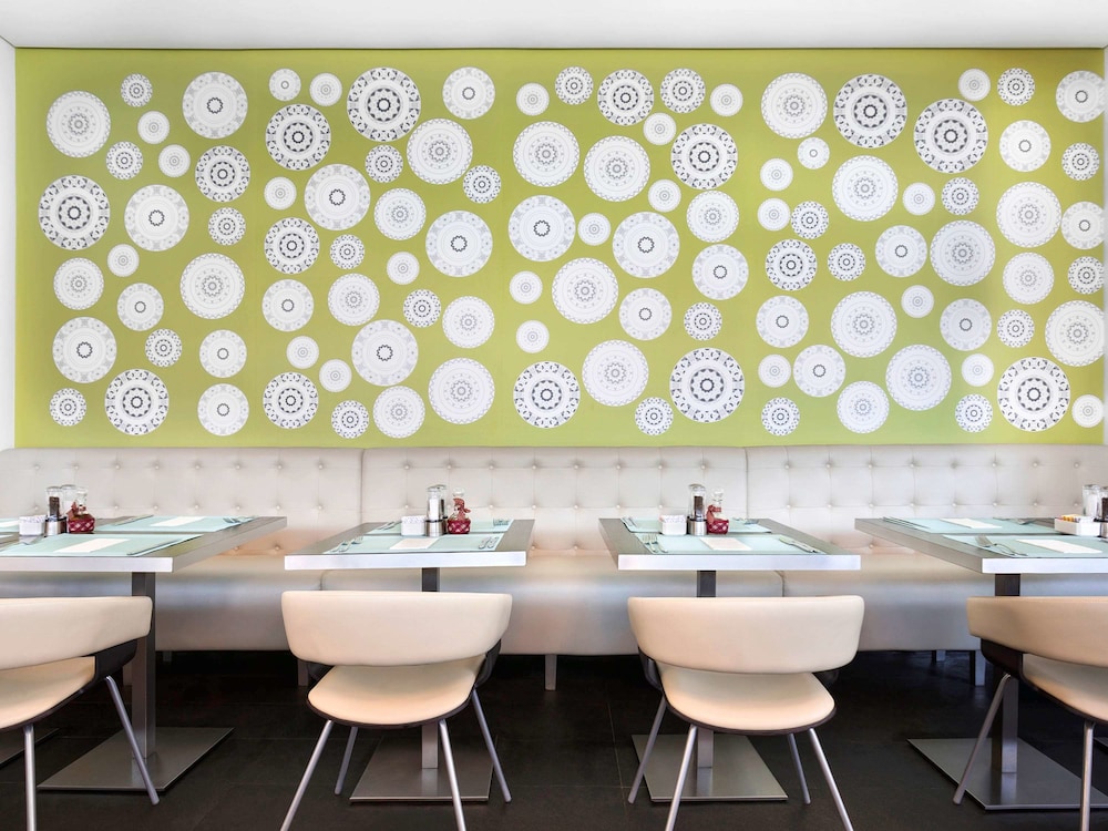ibis styles Sharjah Hotel
