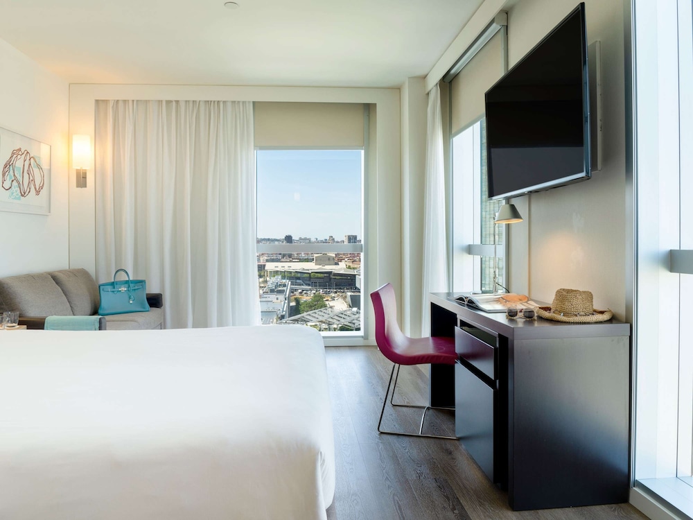 Novotel Barcelona City