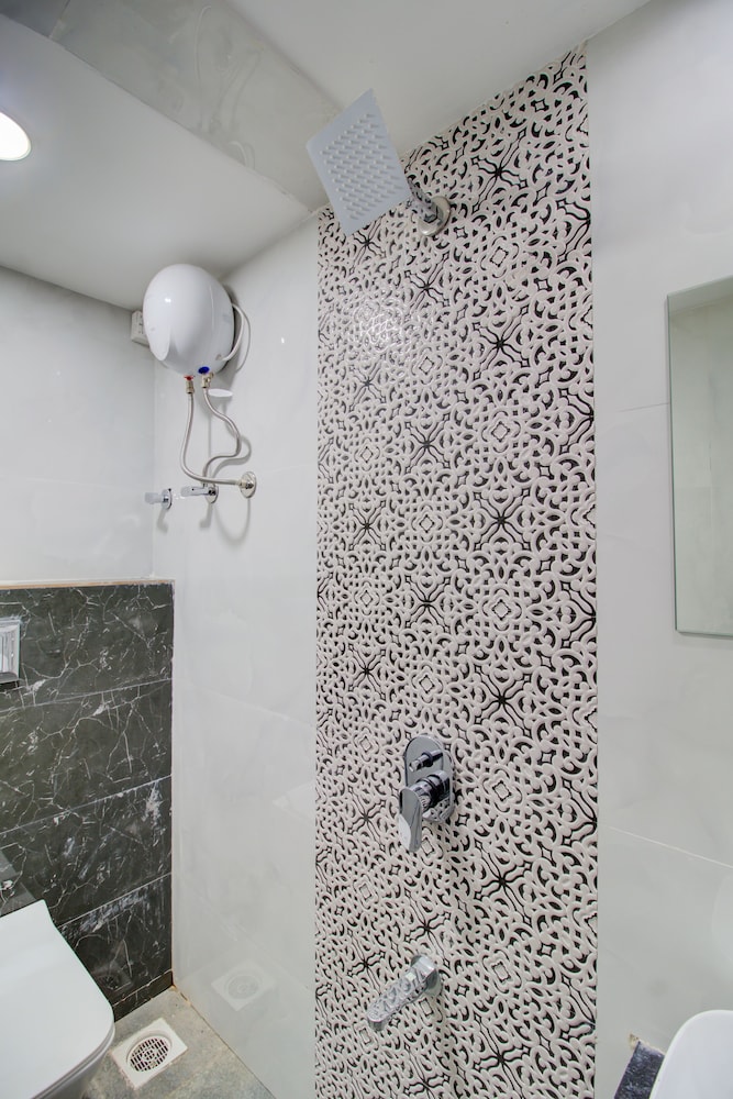 Hotel Samaira Residency, Dombivali