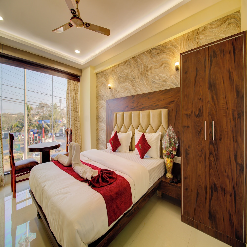Hotel Samaira Residency, Dombivali