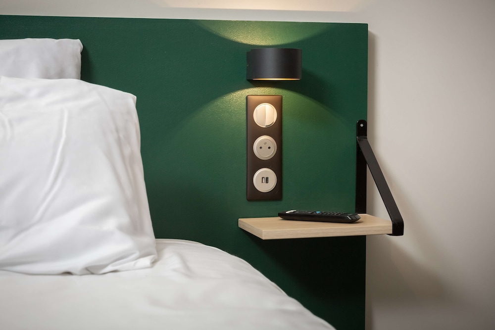 Best Western 11BAUER Paris Saint-Ouen