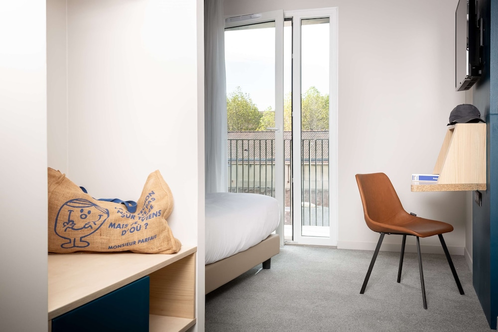 Best Western 11BAUER Paris Saint-Ouen