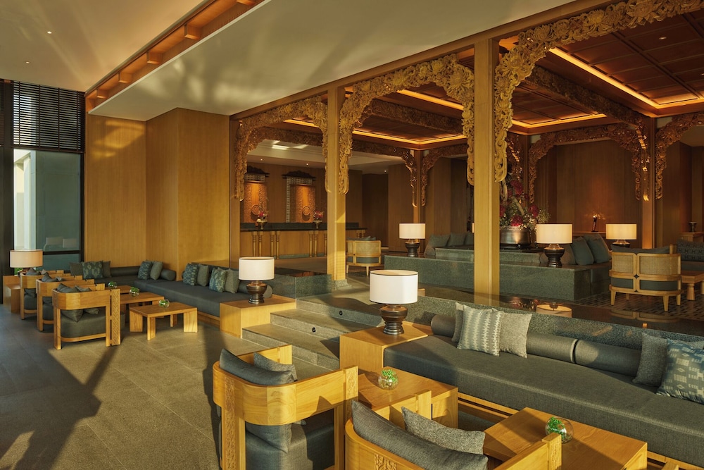 Hotel Tentrem Jakarta