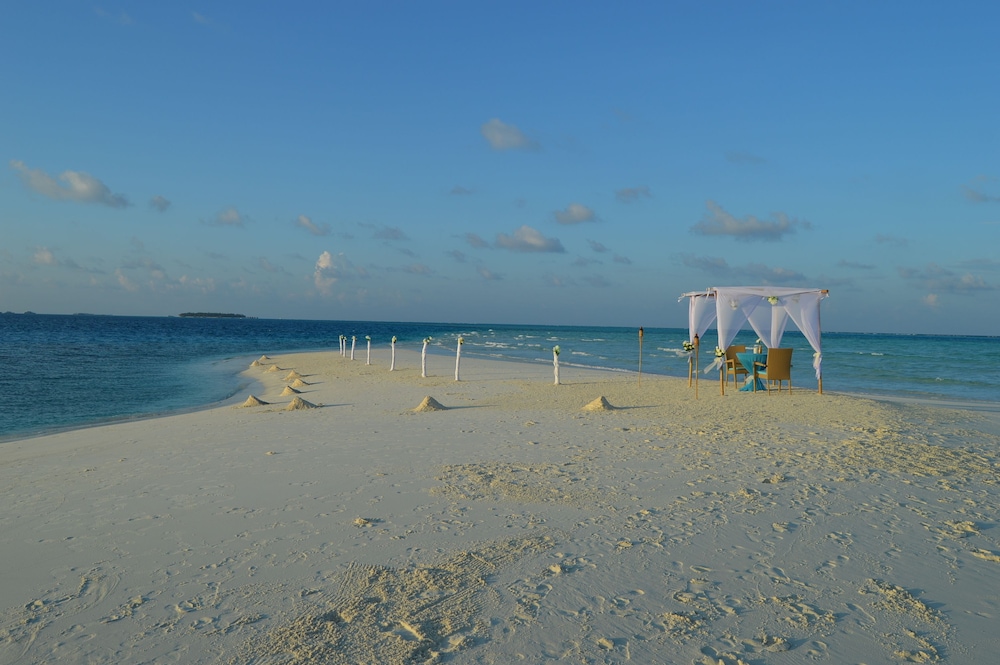 Kinan Retreat