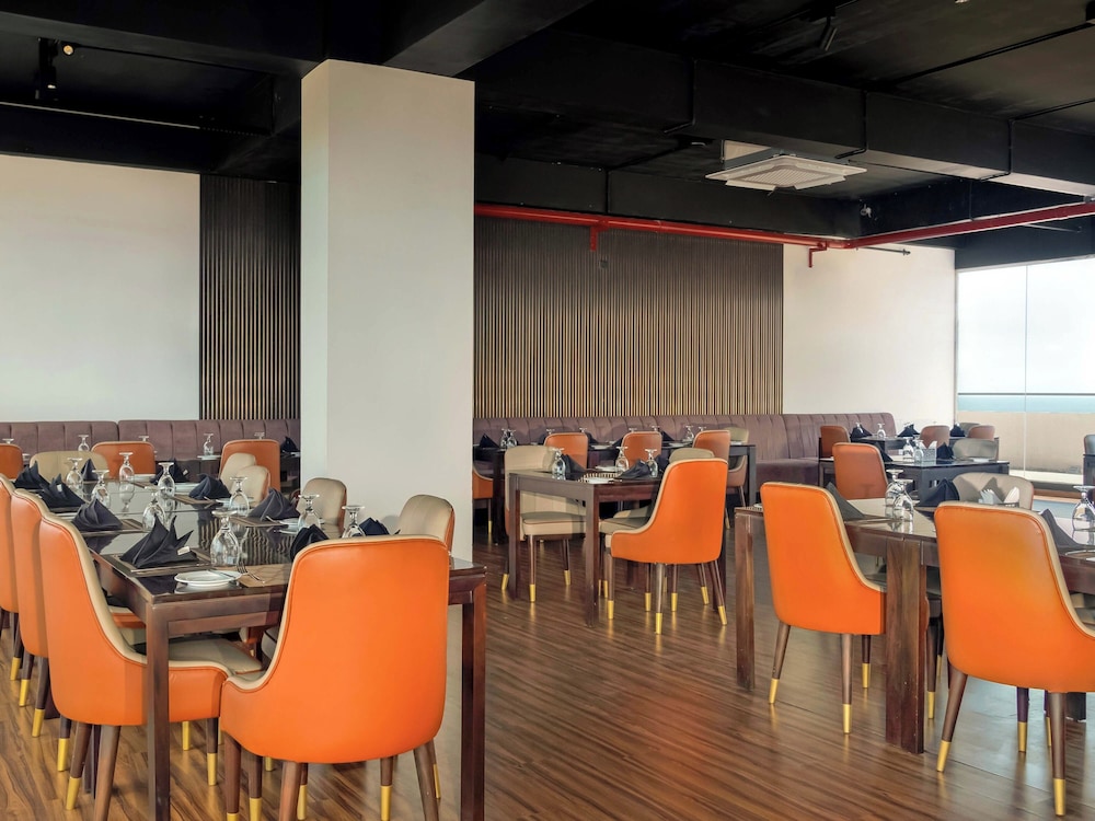 Corundum Breeze Negombo