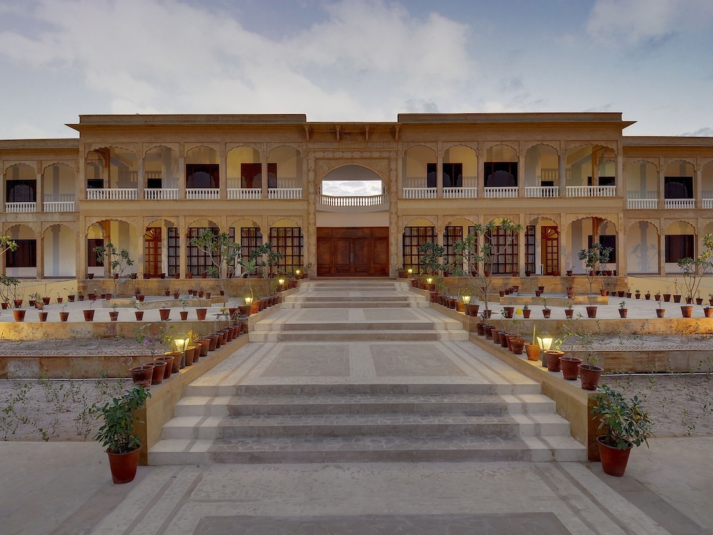 Club Mahindra Netrang