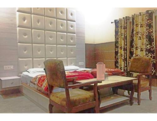 Shri Ram Hotel - 50 Mtrs. from Shri Ram Janam Bhumi