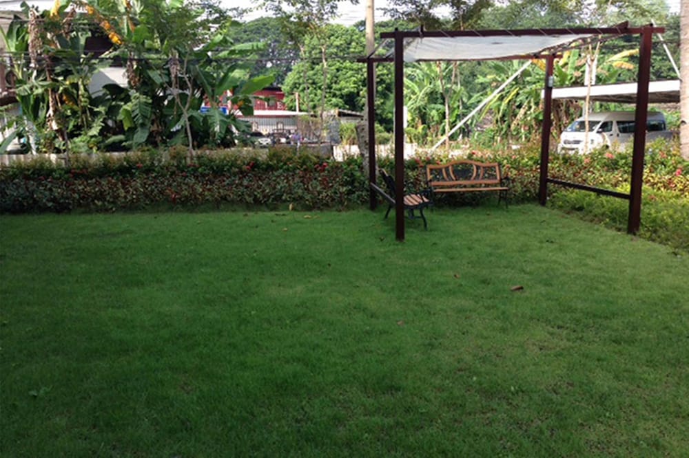 A Hotel Simply