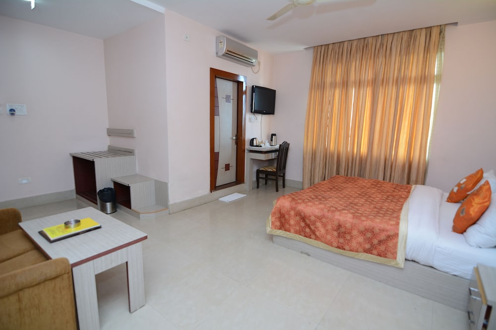 Hotel Royal Highness
