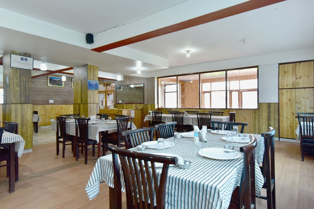OYO 19311 Hotel Seagull Manali