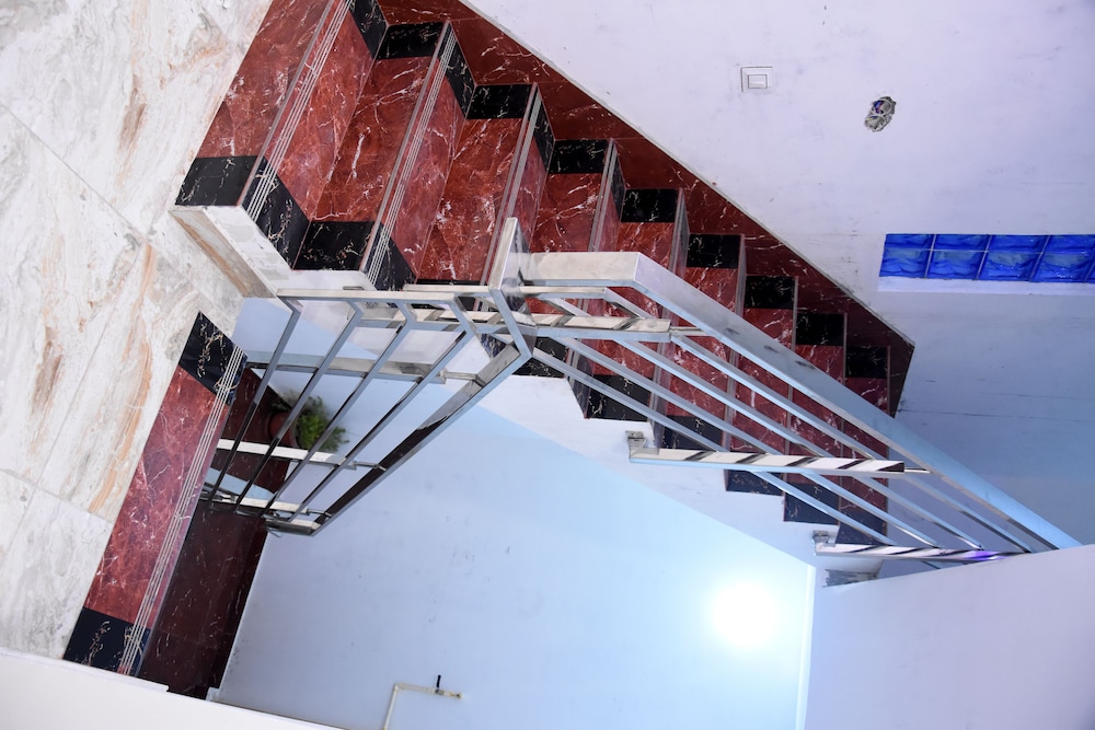 Hotel Rajshree