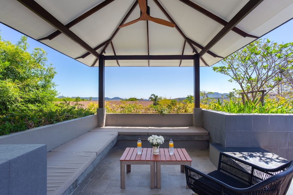 CASABAY Luxury Pool Villas by STAY