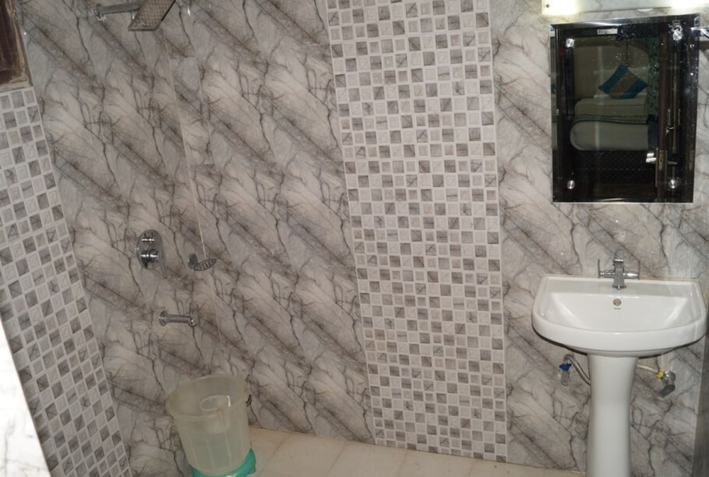 Asha Guest House