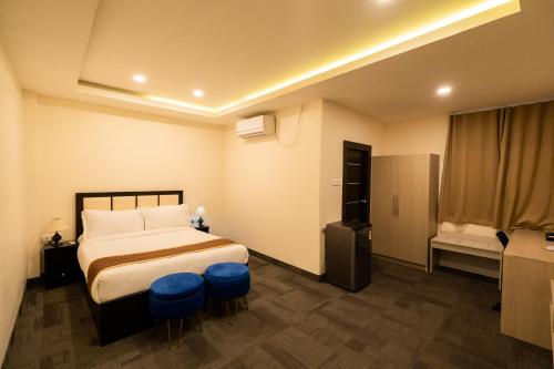 ROYALE LALAWI HOTEL