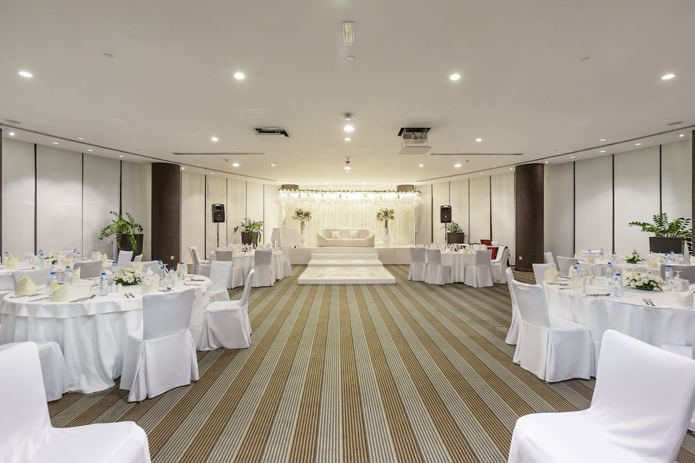 Holiday Inn Abu Dhabi by IHG