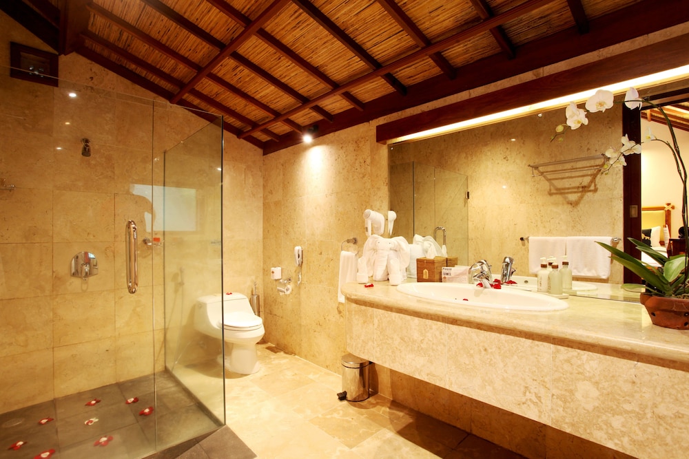 Elephant Safari Park Lodge