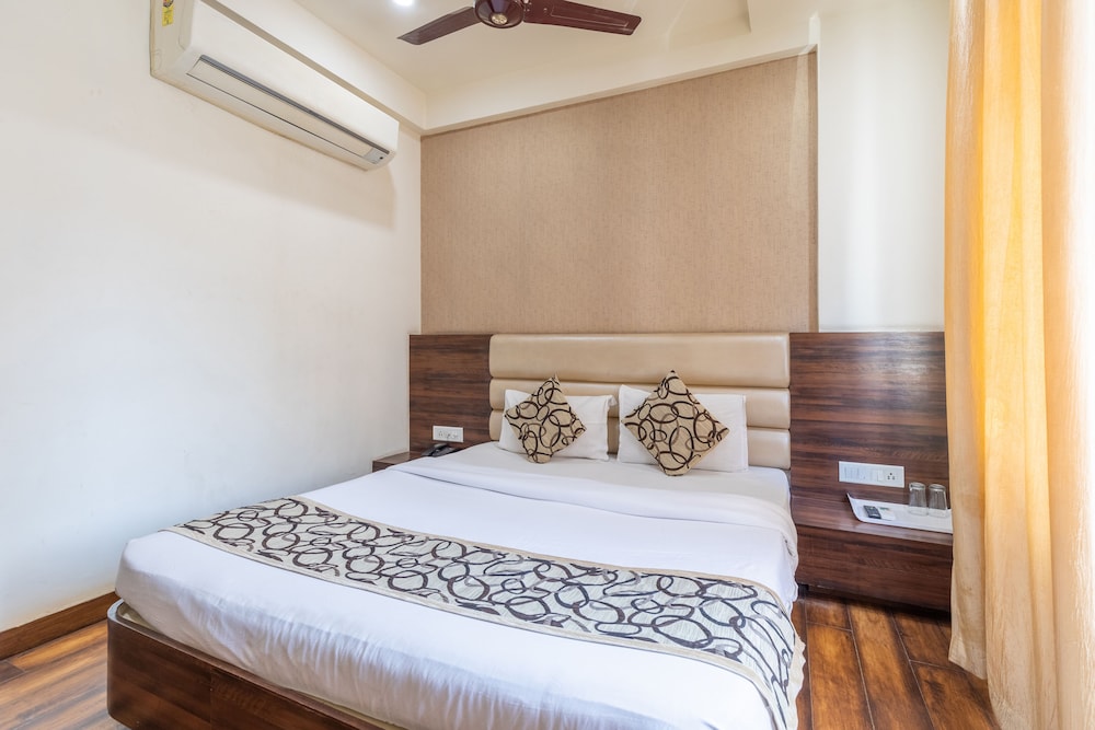 FabHotel Kamla Regency