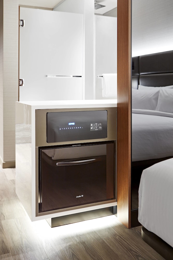AC Hotel by Marriott Sunnyvale Cupertino