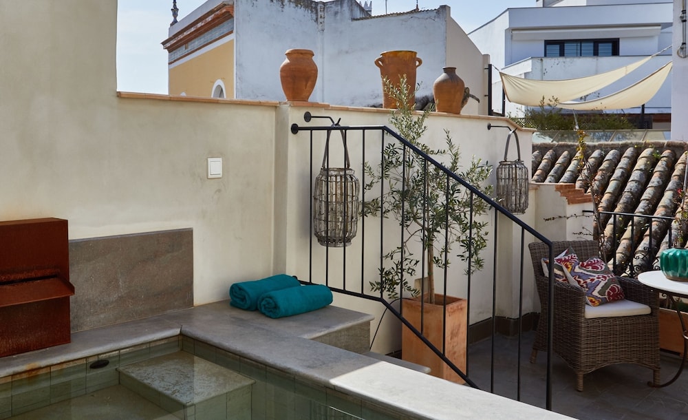 Hotel Boutique Corral del Rey by ALUZ Collection