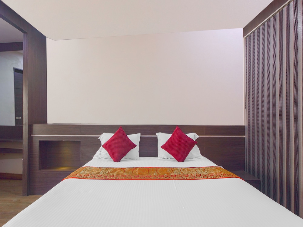 Hotel O Kohinoor Plaza