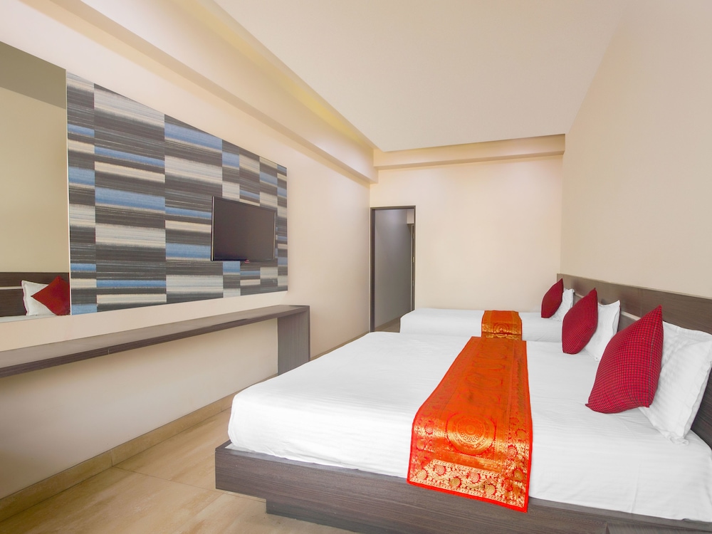 Hotel O Kohinoor Plaza