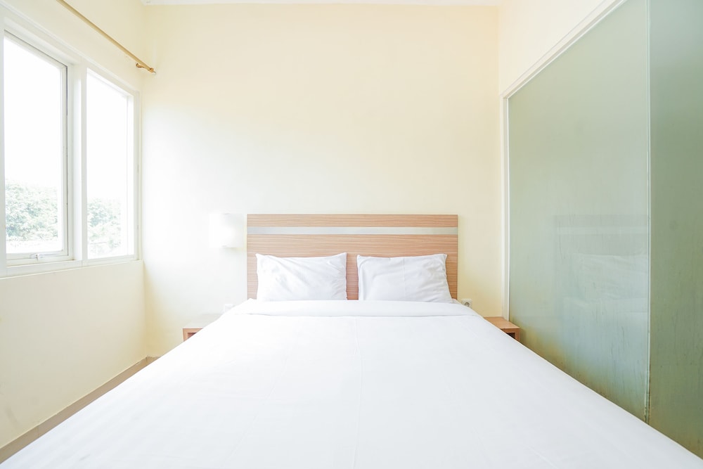 Pratisarawirya Guesthouse by ecommerceloka