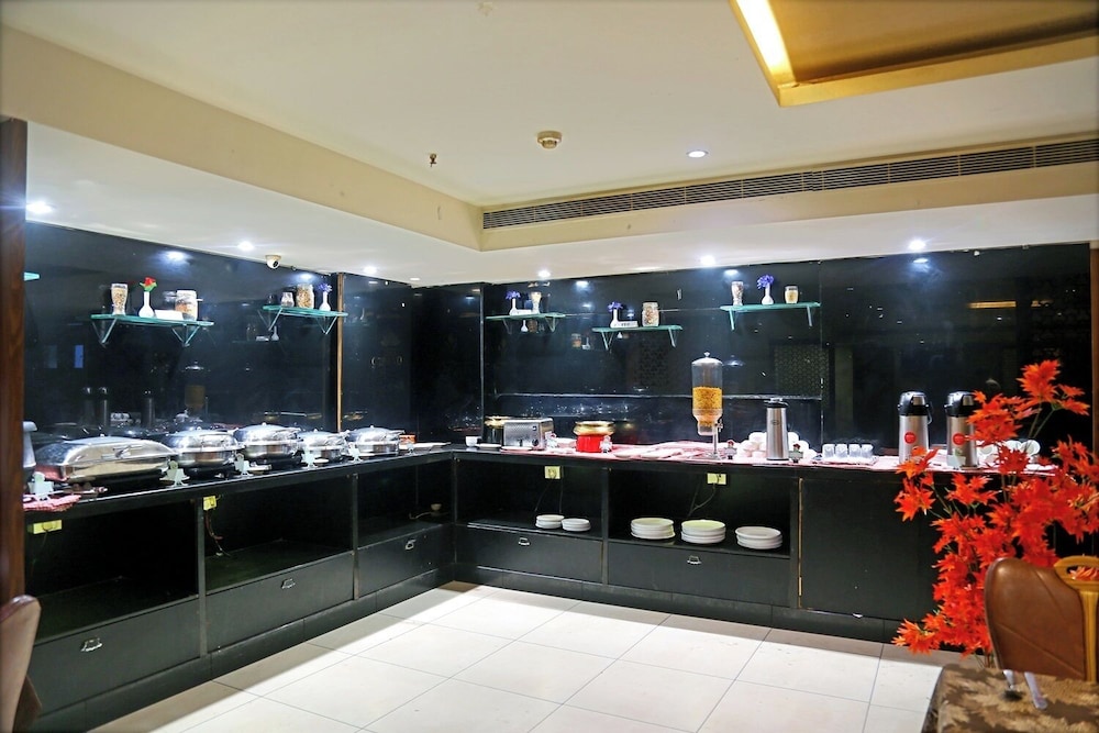 Hotel Hyderabad Grand