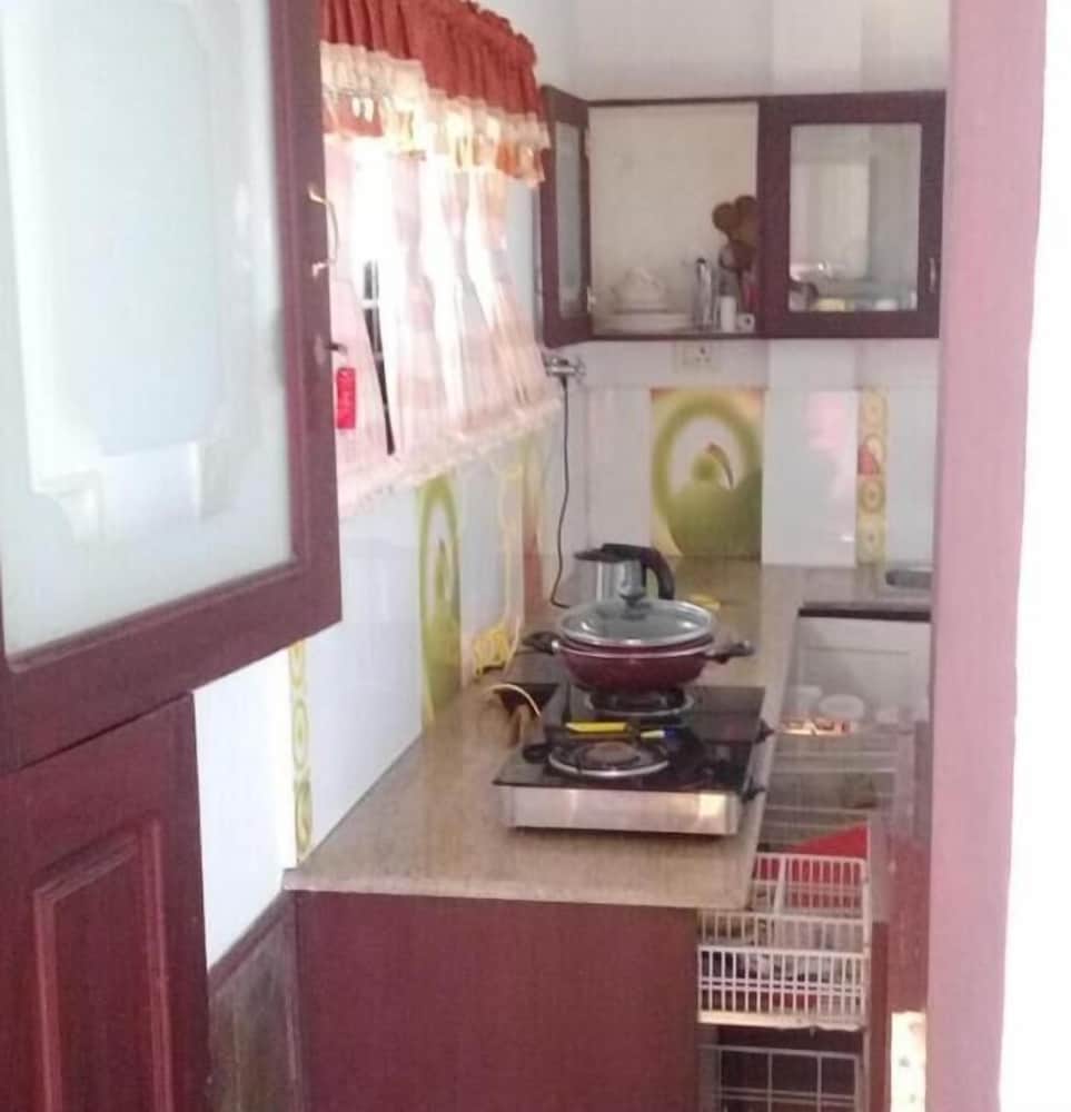 Reds Residency - Homestay